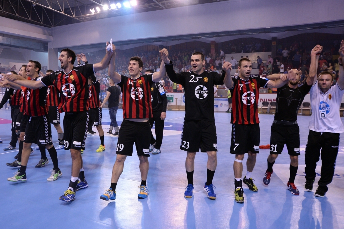 Vardar - Metalurg 10 (14/15)